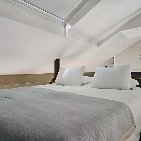 Modern Loft By Village * Lissabon